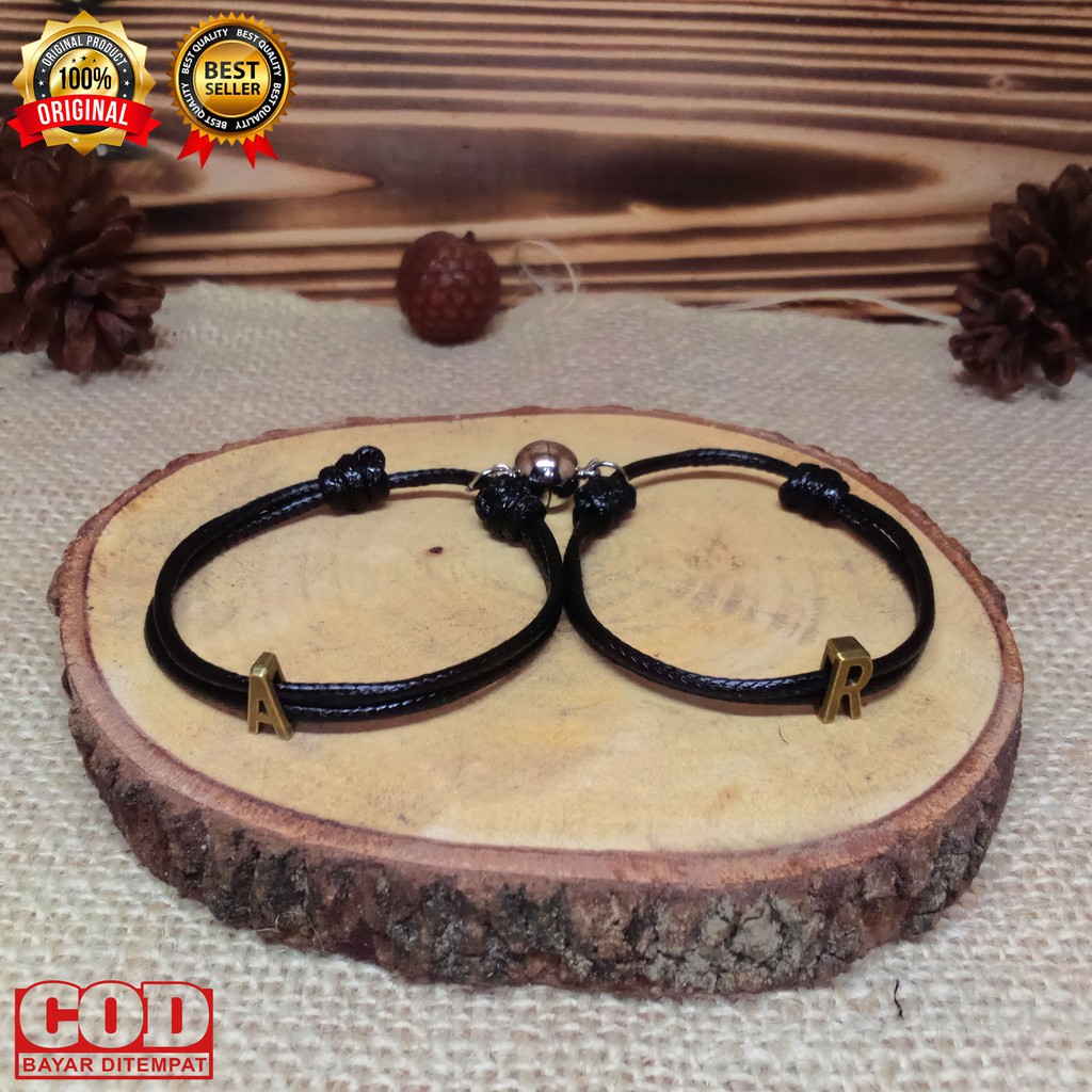 Gelang Magnet Couple Inisial Huruf Logam Custom Pria
