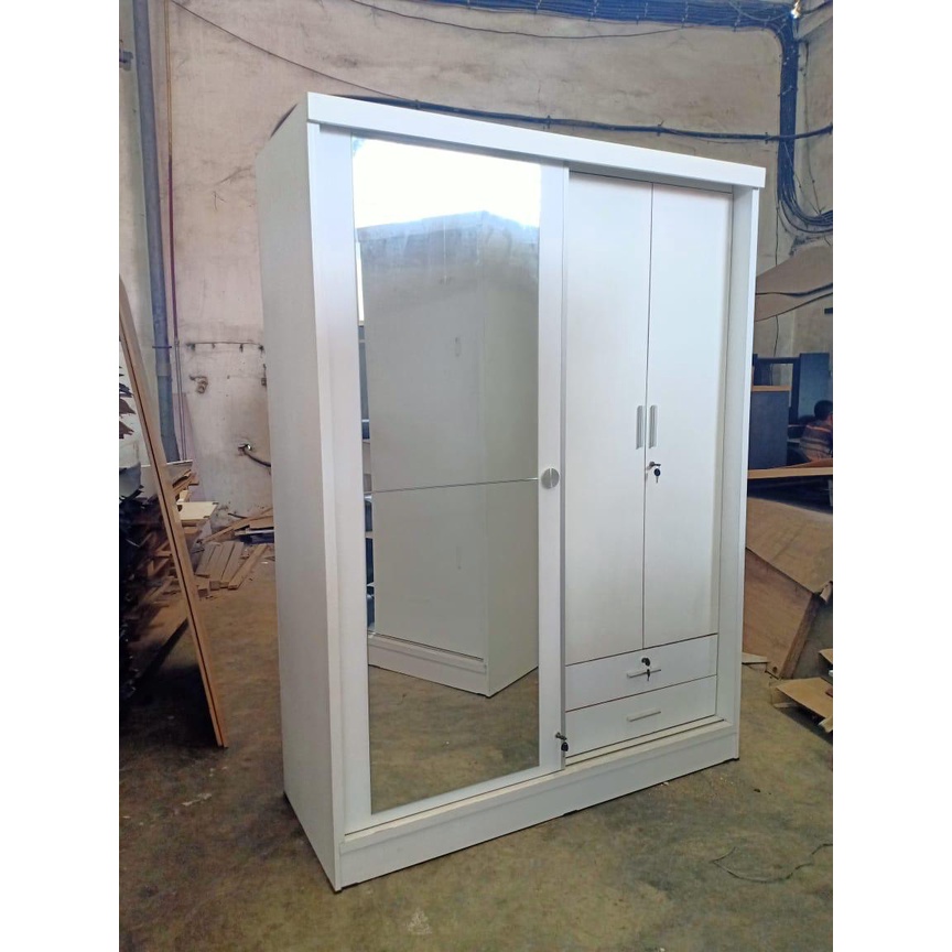 Lemari Pakaian Kayu Padat 3 Pintu Sliding Kaca White