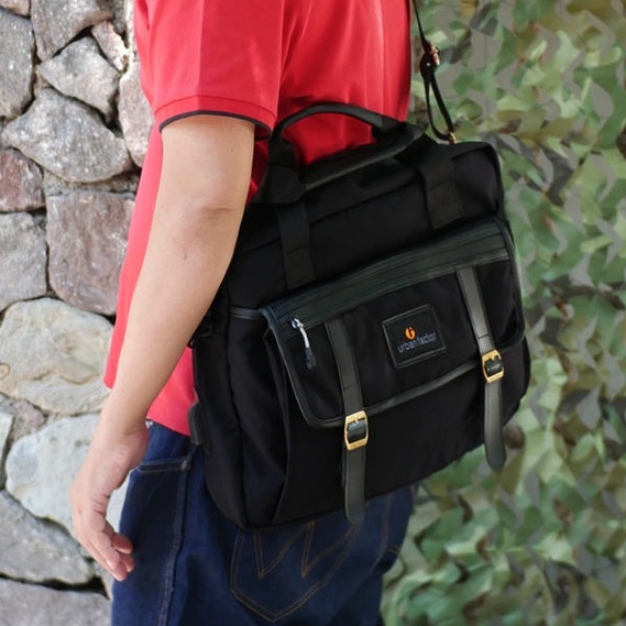 BRILLIANT BLACK |ManNeedMe x URBAN| Tas Selempang Pria Wanita Tas Laptop Tas Jinjing ORIGINAL