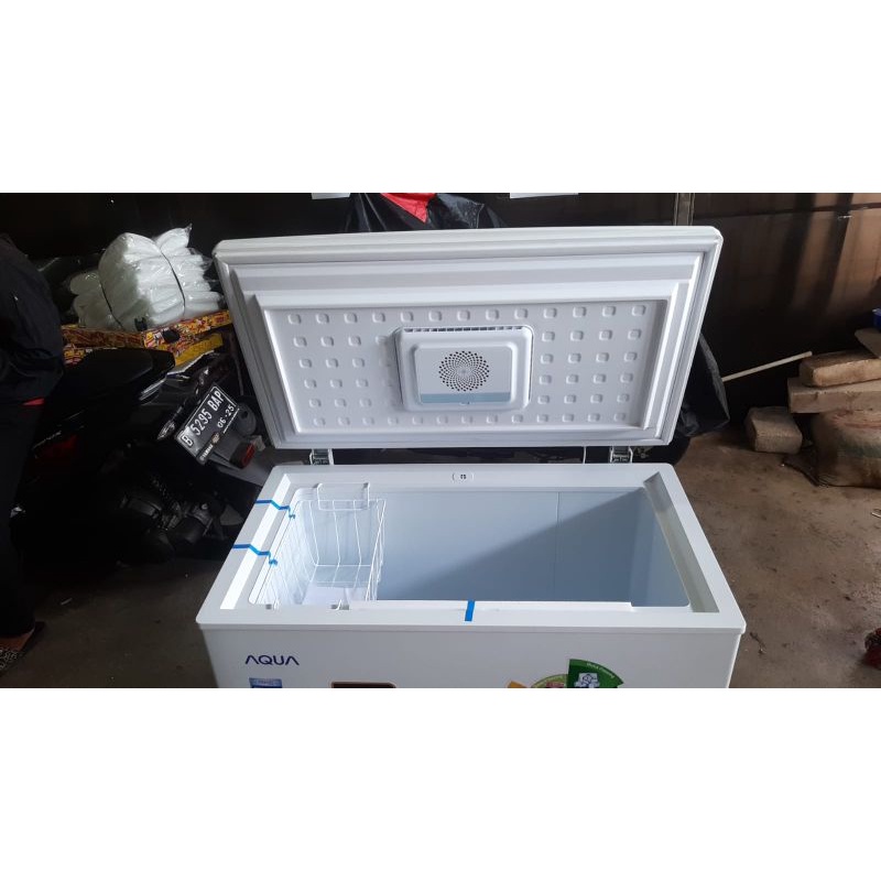 Chest freezer AQUA AQF 220 TF Pintu Kaca Anti Gores 210 Litr Turbo Fan