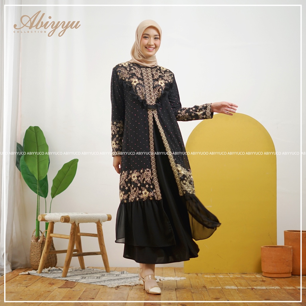 Abiyyuco GL1082 | abaya turki hitam terbaru mewah turkiy 2022 terbaru turkey hitam busui, bahan jersey dan ceruty, ready size M, L, XL, XXL. Apikasi bordir renda (bordir tempel) dan mote swarovsky (mote tempel/press)