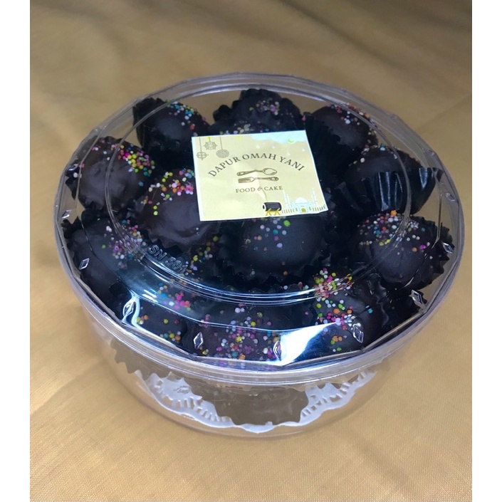 

Bola coklat