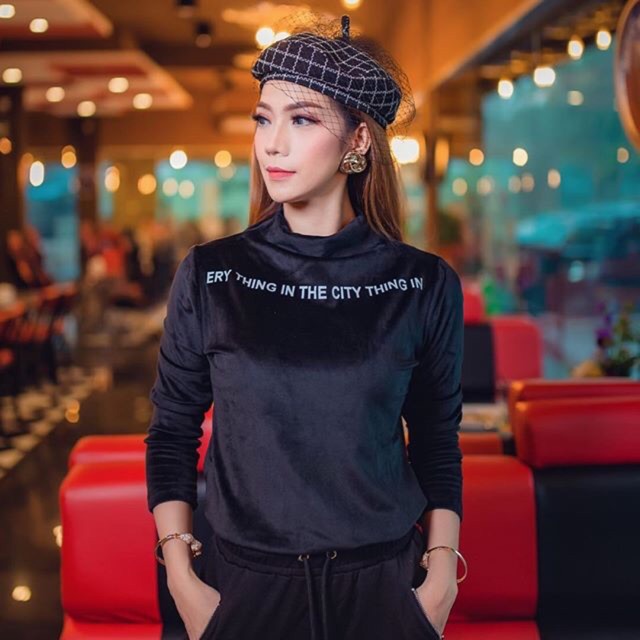 CHARLOTTE VELVET TOP // ATASAN BELUDRU