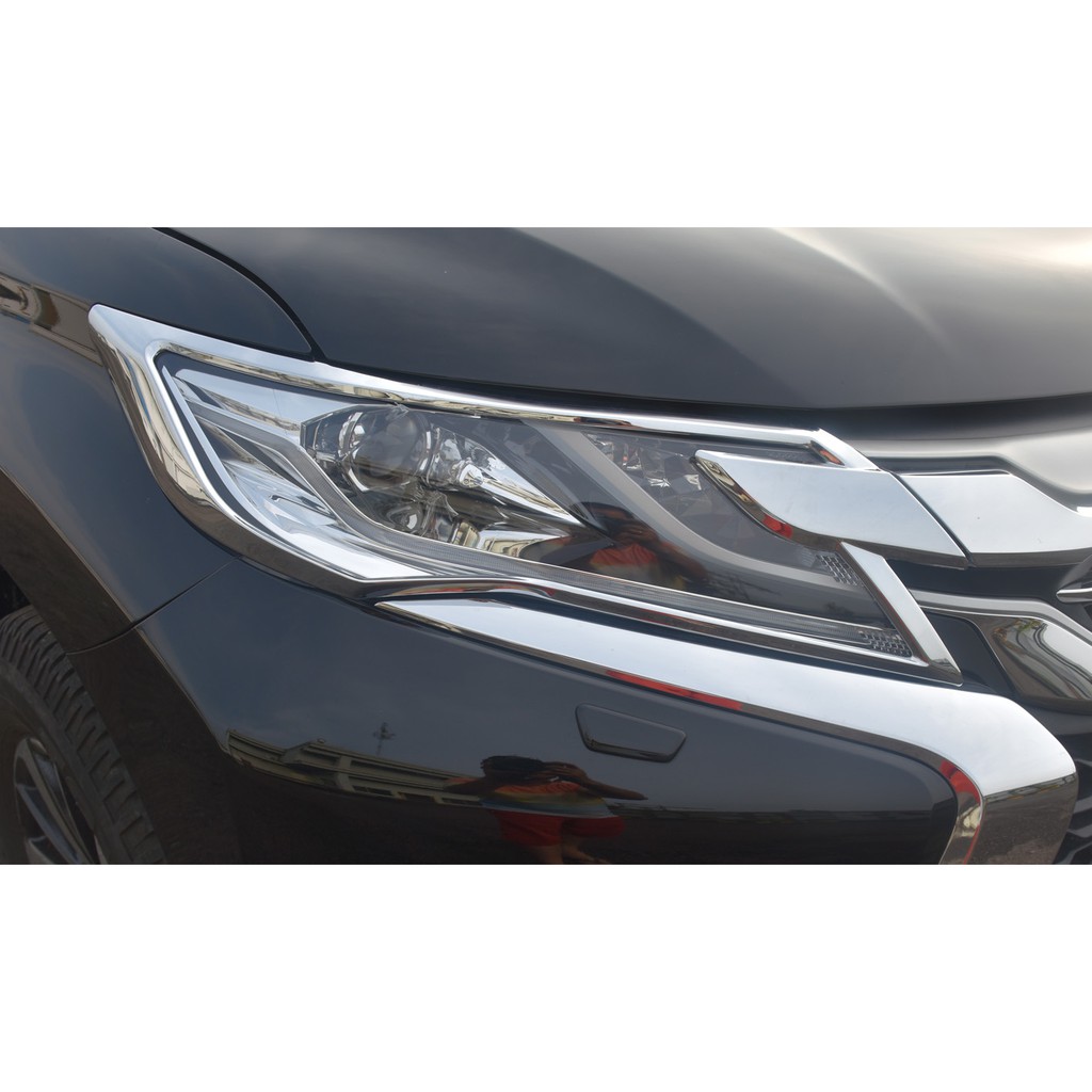 Garnish / List Lampu  Depan All New Pajero 2016 Chrome