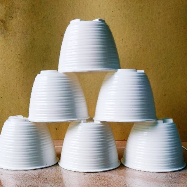 Pot tawon 10cm warna putih Shopee Indonesia Pot tawon 10cm warna putih Shopee Indonesia