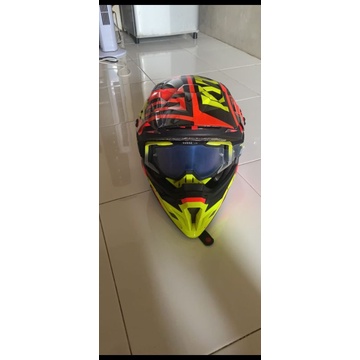 HELM CROSS KYT