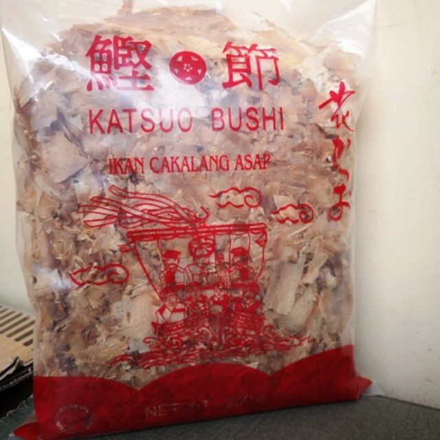 

Ikan Asap - Katsuobushi 200Gram Lokal Halus - Ikan Cakalang Asap Serut Takoyaki