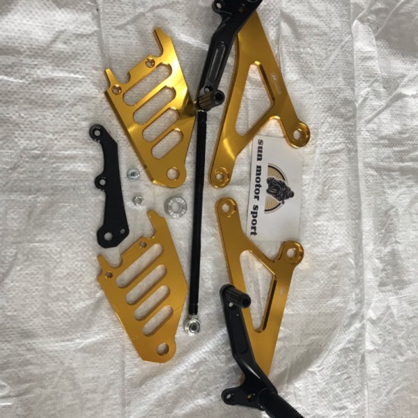 Unik Footstep underbone byson - Goldblack Diskon