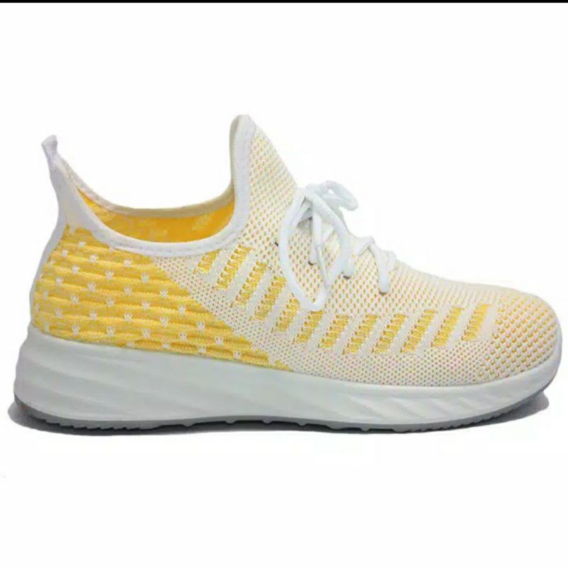 Dr. Kevin Sport Shoes Sepatu Sneakers Wanita 589-023