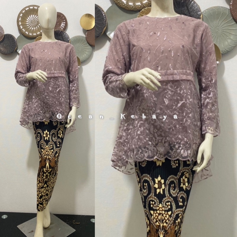 kebaya / kebaya remaja