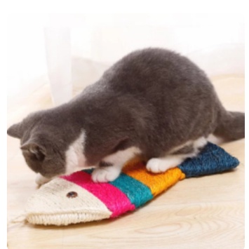 Mainan Kucing Papan Garuk Sisal Fish