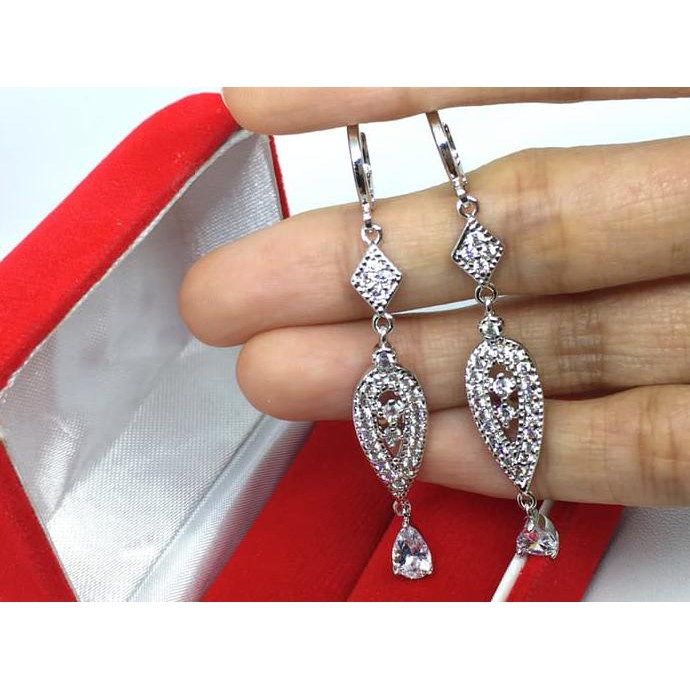 promo Anting Panjang Pesta Lapis Emas Putih Batu Berlian Imitasi - BE090
