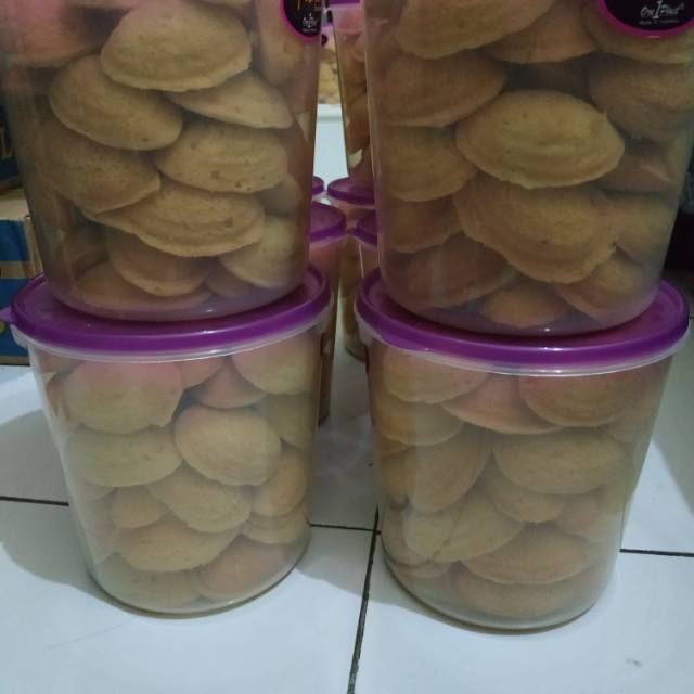 

Bolu kering jadul isi 50pcs