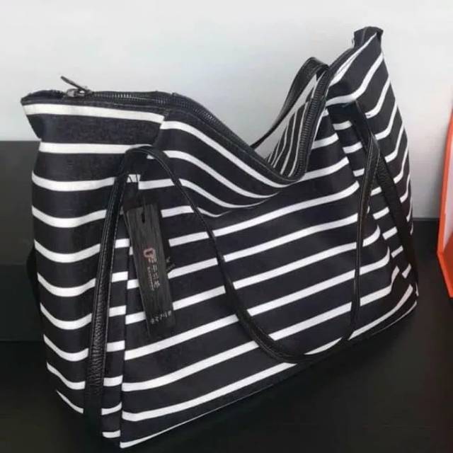 Tas fashion import korea / tas stripe tote bag / strip tote bag / tas awkarin / tas korea tote bag