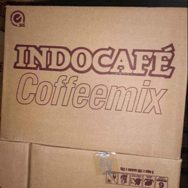 

1 Dus Indocafe Coffeemix (5 Pack = 500 Sachet) – Kopi Instan 3 in 1 Praktis & Lezat!