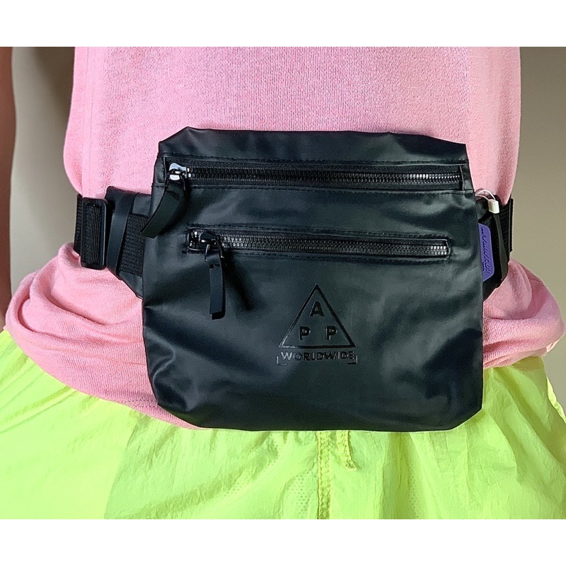 BERSHKA Waist Bag Tas Pinggang Tas Slempang Rubber Black Original