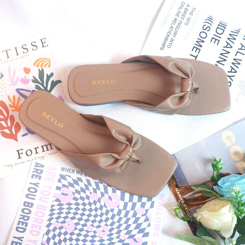 Sandal Teplek Pita Devlo Sandal Japit Wanita Kekinian