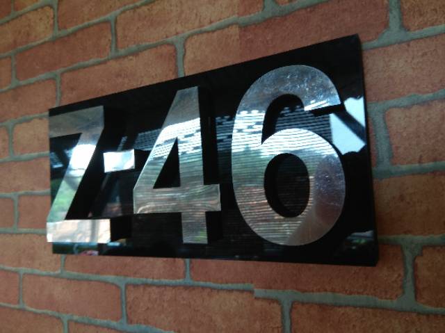 

Papan Alamat Rumah Huruf/Angka Timbul Acrylic Stainless 3 Karakter