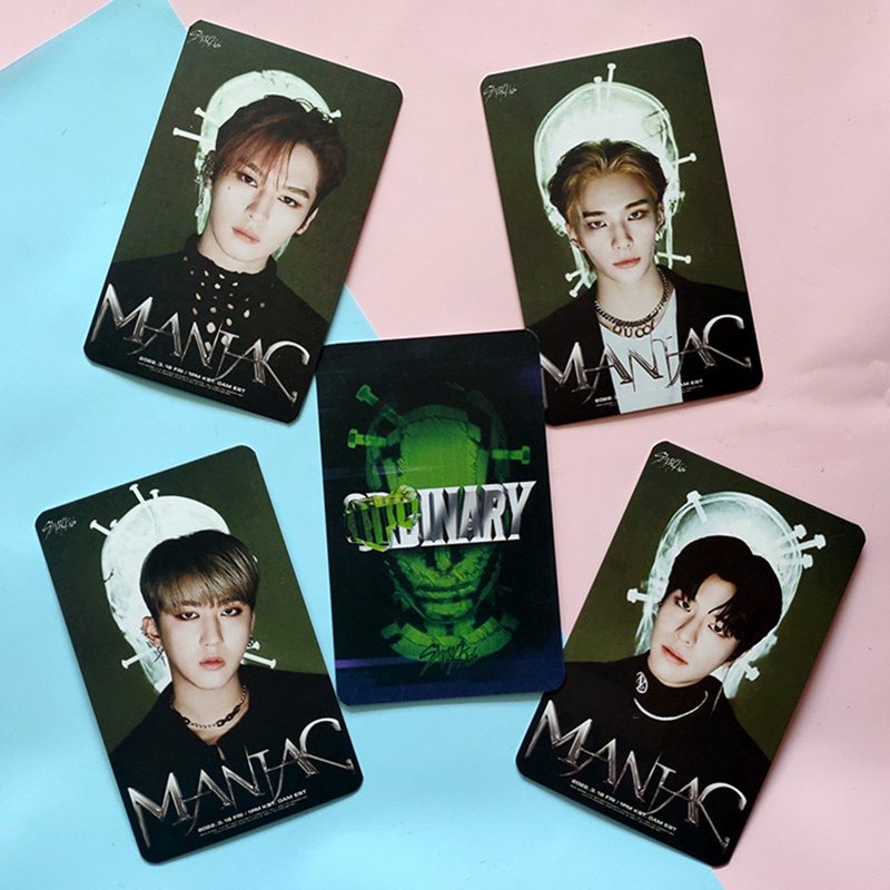 8pcs / Set Kartu Lomo Foto Album Kpop Stray Kids Untuk Koleksi Penggemar