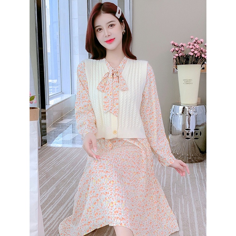 Dress Wanita Lengan Panjang Motif Bunga Rompi Rajut