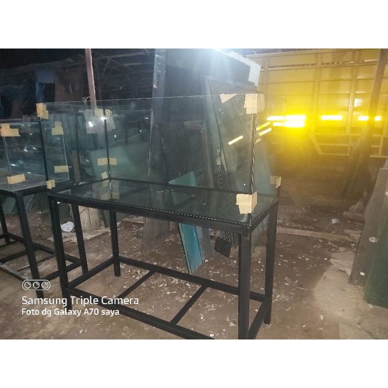 aquarium 120x50x50 full kaca 8mili +rak holo tebal 4x4