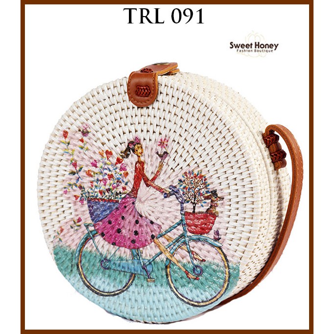 Sweet Honey ~ Grosir Tas Rotan Bali Bulat Lukis 20cm Decoupage Motif Gadis Bersepeda TRL091 [Bisa COD]