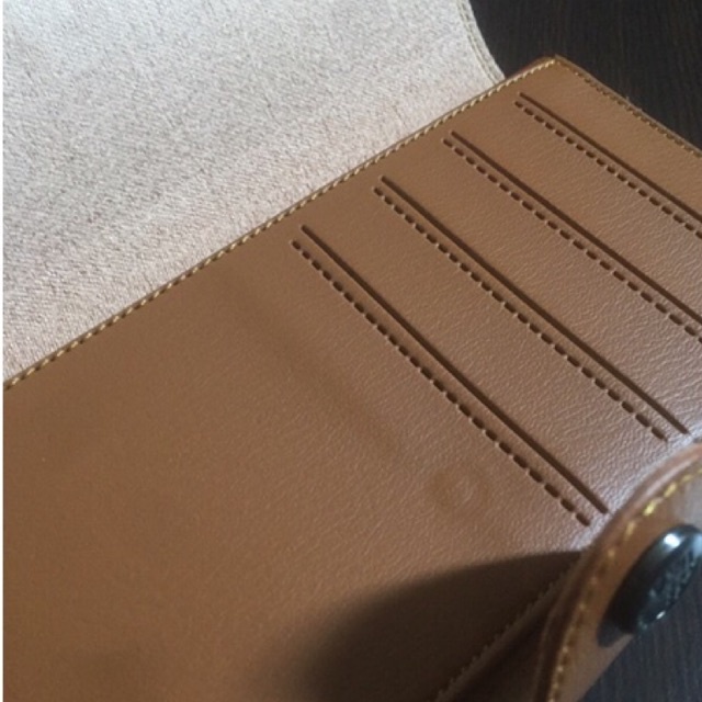 dompet lipat pria ukuran panjang bahan kulit sintetis lokal colombo varian 4 warna #dompet #dompetpria #dompetcowok #dompetpanjang #dompetkeren #dompetlokal
