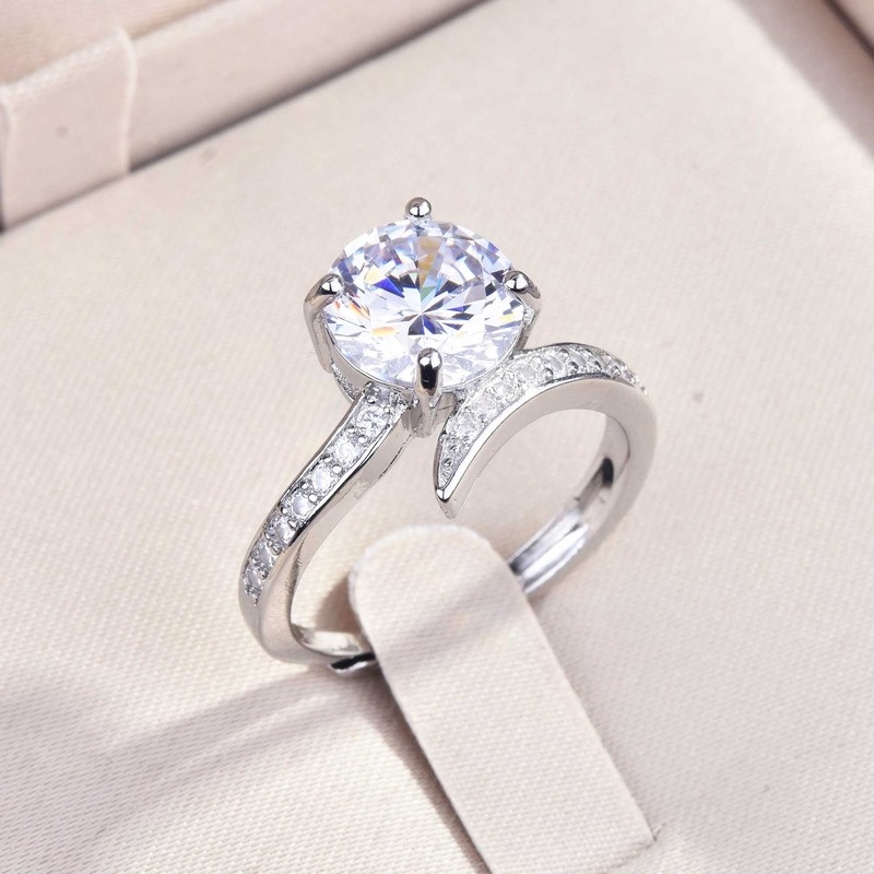 Luxury Fashion Natural Moissanite Eight Hearts and Eight Arrows Wedding Ring