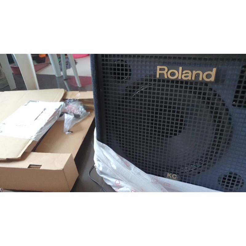 Keyboard Amplifier Roland KC550 baru garansi 12 bulan