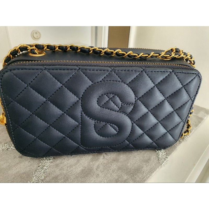 Yura bag navy preloved