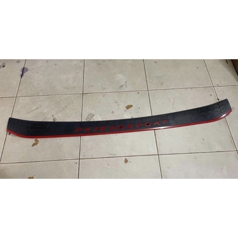 sill plate belakang All new pajero 2021