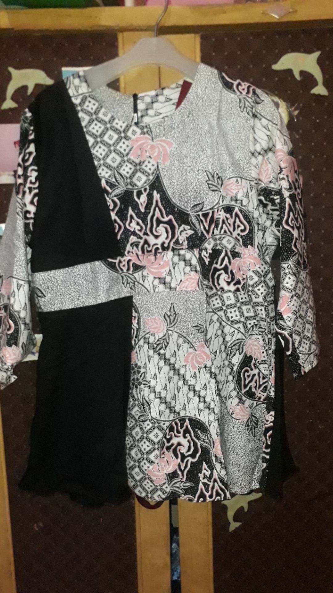 Atasan Batik Dolby Dolbi Dobby Doby Tenun Sutra Tulis Halus Katun Atbm Baron ,sarombit Atasan