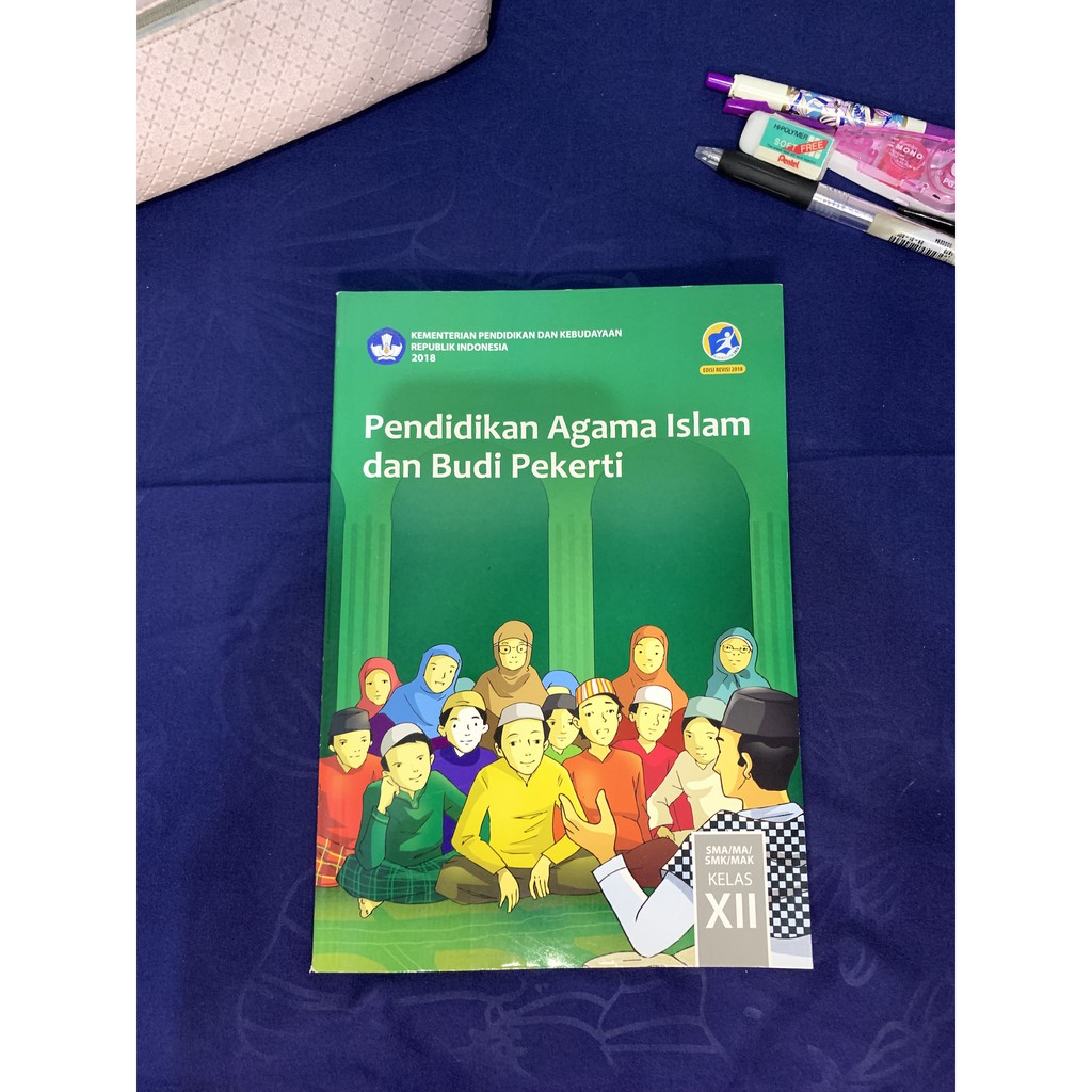 

BUKU PAKET AGAMA ISLAM SMA KELAS 12 | Edisi Revisi 2018|