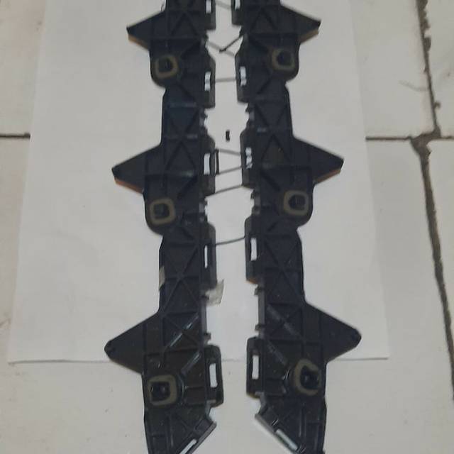 BRACKET BUMPER BELAKANG AVANZA XENIA 2012 S/D 2015