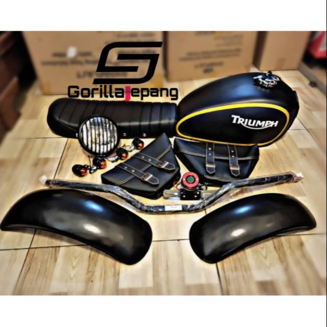 Sepaket body japstyle tangki lampu sen dan tas samping kiri kanan