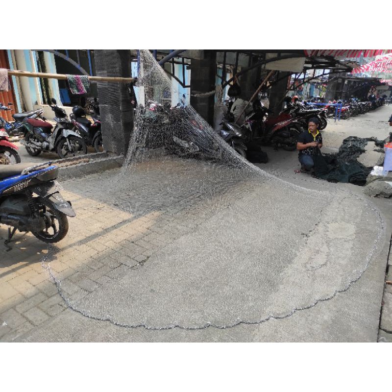 Jala lempar 15 feet senar tinggi 4 meter lubang kecil