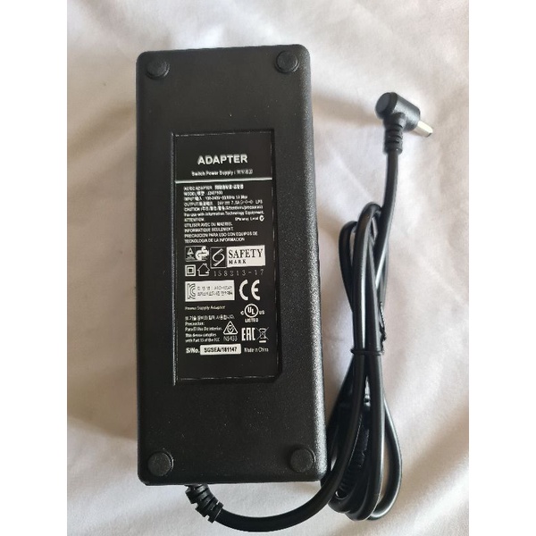 Adaptor Ringlight Model J2407500 Adapter AC/DC 24V 7.5A / 24V 7,5A