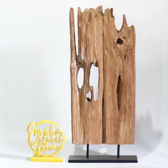 Hiasan Meja - Hiasan Meja Kayu Jati Erosi Antik Kaki Besi