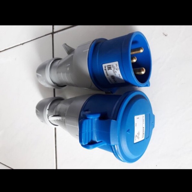 Stop kontak industri legrand / soket industri / plug industri 3pin 4pin 32a 16a 3 kaki 4 kaki