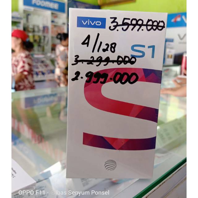 VIVO S1 RAM 4GB/ROM 128