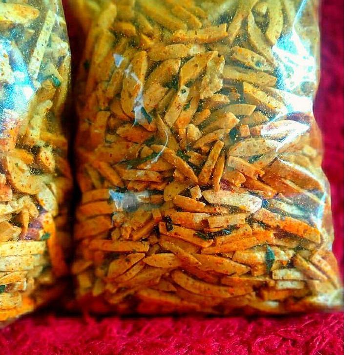 

Terjangkau Basreng stik 1kg/Basreng Bumbu Basah Daun jeruk