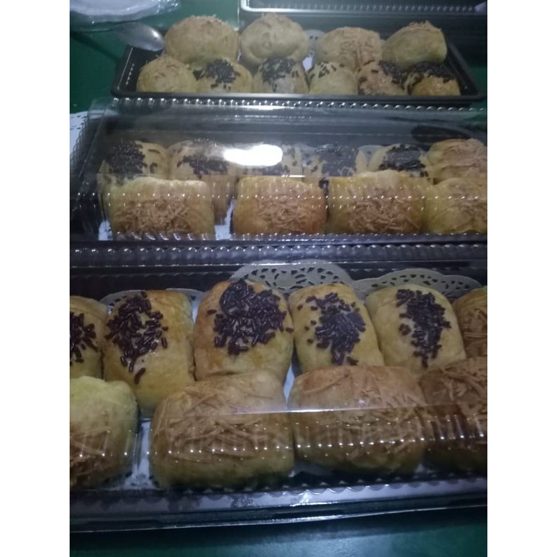 

Bolen Pisang Premium (Made by order)