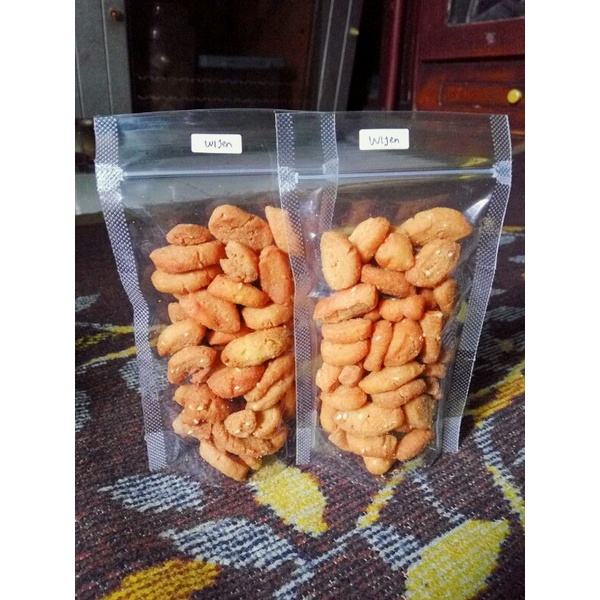 

Biji Ketapang Betawi dijamin Renyah 100g | Ketapang khas betawi renyah 250g | Varian Wijen & Manis