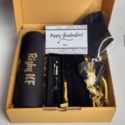 

Hampers Kak Nuram Mubina