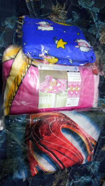 Sprei Ladyrose Kingb2 [gc, Hellokitty, Sally, Megan]