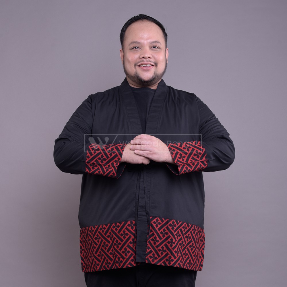 

WGB Kemeja Beijing Pria Jumbo Big Size Cowok Ukuran Besar Hitam