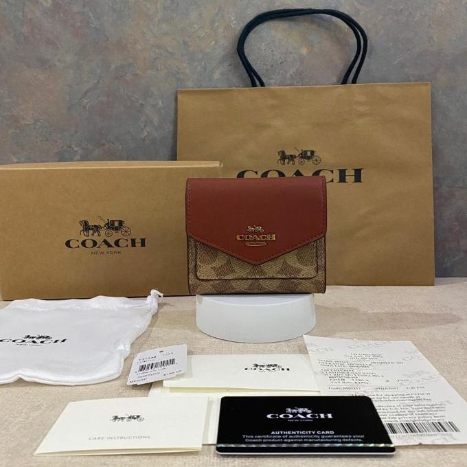 Coach Woman Envelope Tri-Fold Wallet Original