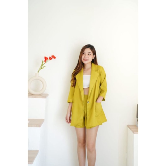 One Set Sella/Blazer set wanita 7125