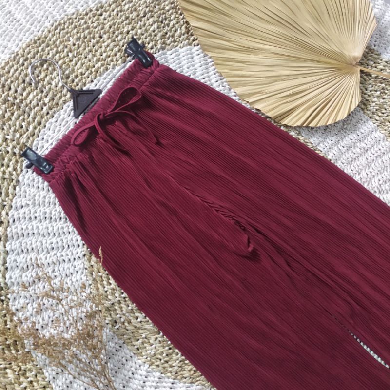 Celana Kulot Rayon Crincle Crinkle Airflow Panjang Wanita Premium Highwaist Loose Cullote Pants Homewear Jumbo Terbaru Kekinian-LIDI KULOT MARUN