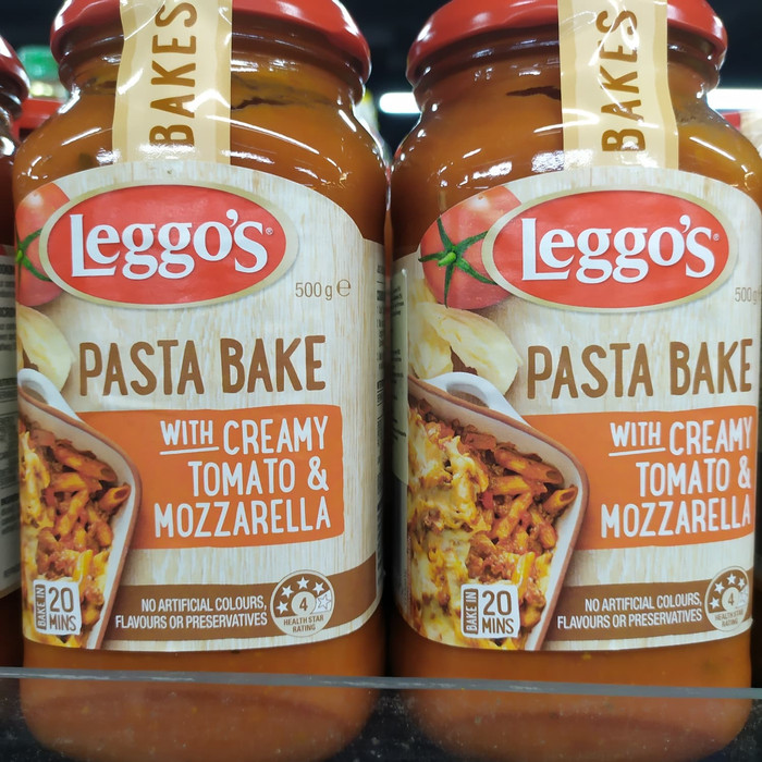 

Leggo's Pasta Bake With Creamy Tomato & Mozarella 500gram